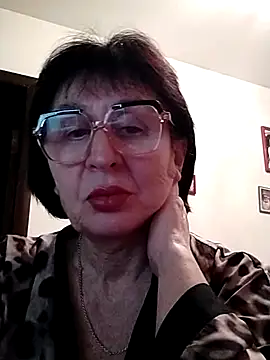 AlbinaXPretty online show from 3, 2, 2025