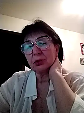 AlbinaXPretty online show from 8, 3, 2025
