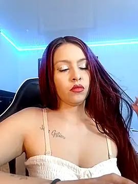 Snapshot of Luciana_and_Neitan chatting on 24, 9, 2025 Luciana and Neitan online show from 24, 9, 2025