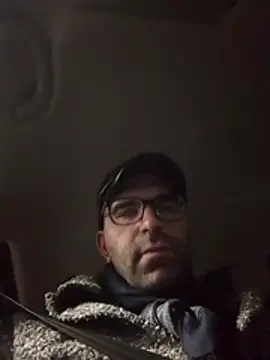 Snapshot of Passivello9 chatting on 26, 11, 2025 Passivello9 online show from 26, 11, 2025