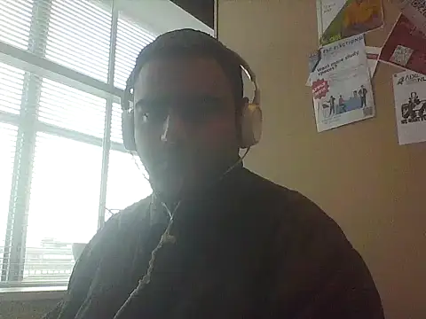 Snapshot of JohnBond009 chatting on 31, 1, 2025 JohnBond009 online show from 31, 1, 2025