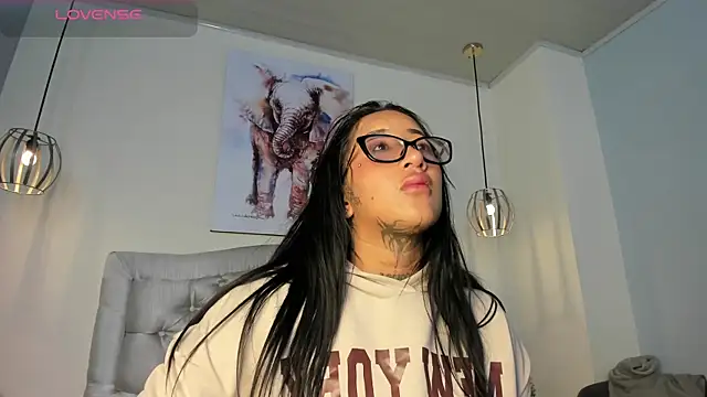 Snapshot of ayshel__ chatting on 10, 7, 2026 ayshel online show from 10, 7, 2026