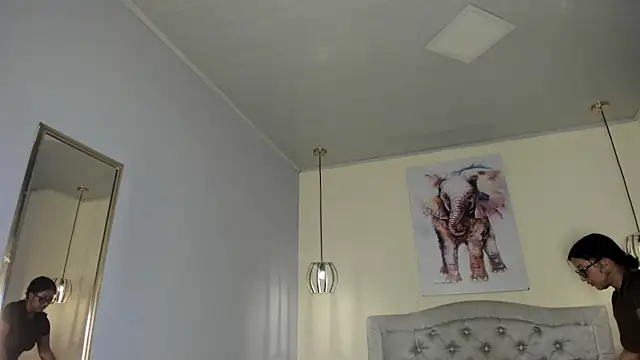 ayshel   online show from 22, 4, 2026