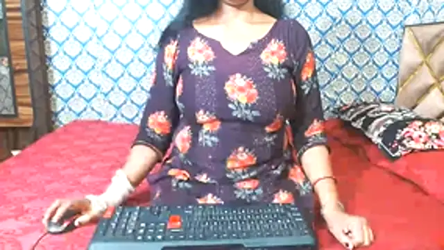 nikitahot3 online show from 5, 11, 2025