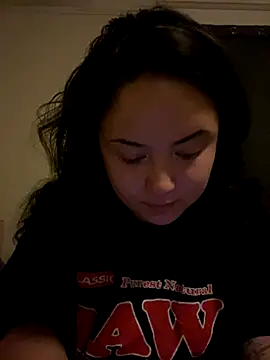 Snapshot of xocrybaby chatting on 23, 10, 2025 xocrybaby online show from 23, 10, 2025