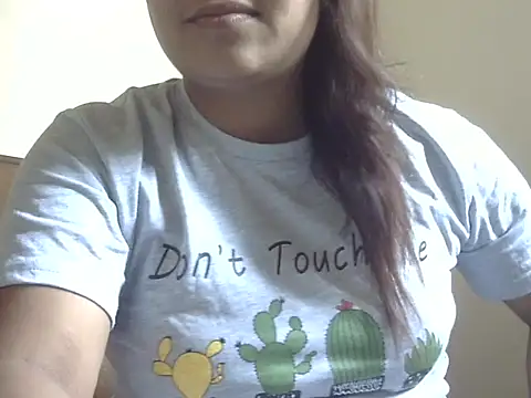 Snapshot of shekira99 chatting on 21, 10, 2025 shekira99 online show from 21, 10, 2025