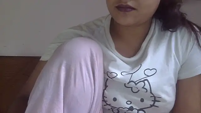 Snapshot of shekira99 chatting on 8, 8, 2026 shekira99 online show from 8, 8, 2026