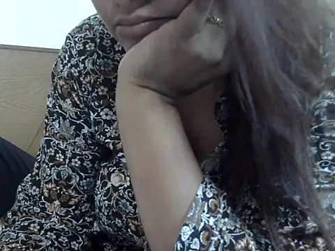 Snapshot of shekira99 chatting on 18, 10, 2025 shekira99 online show from 18, 10, 2025