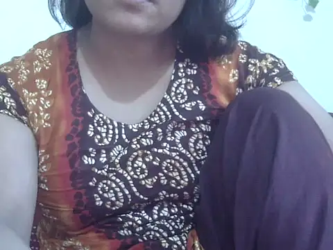 Snapshot of shekira99 chatting on 14, 7, 2026 shekira99 online show from 14, 7, 2026
