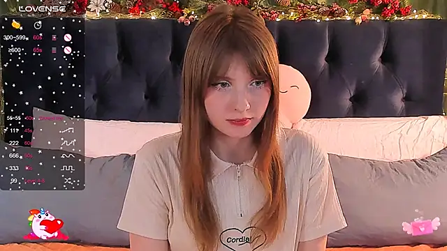 Snapshot of AliceLanley chatting on 18, 1, 2025 AliceLanley online show from 18, 1, 2025