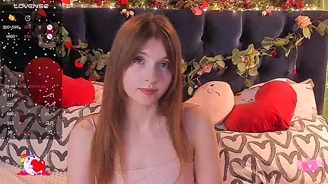 Snapshot of AliceLanley chatting on 19, 2, 2025 AliceLanley online show from 19, 2, 2025