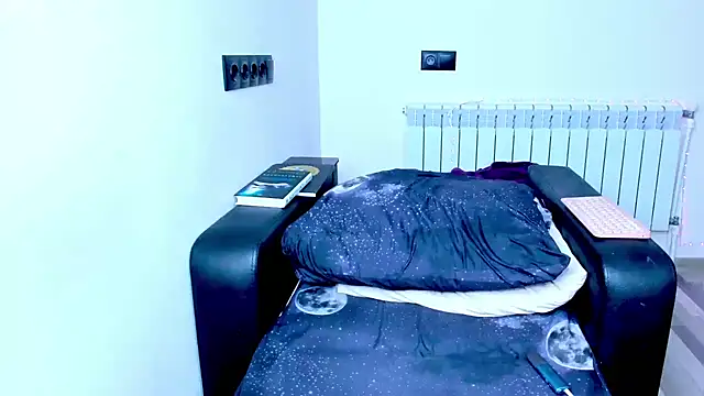 dollmore online show from 19, 11, 2025