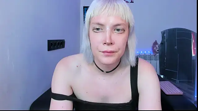 Snapshot of dollmore chatting on 19, 7, 2026 dollmore online show from 19, 7, 2026