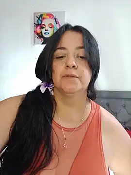 Snapshot of lucia_vonne_ chatting on 23, 7, 2026 lucia vonne online show from 23, 7, 2026