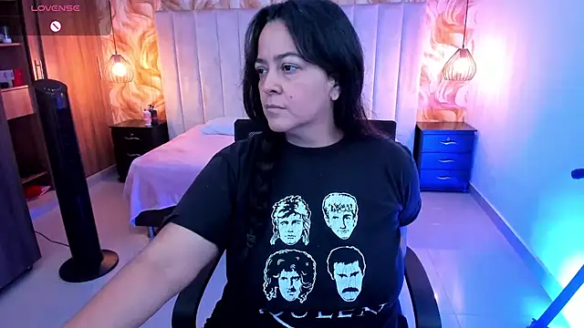 lucia vonne  online show from 23, 5, 2026