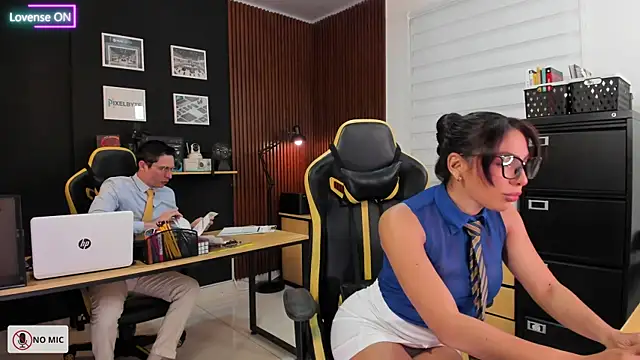 Office Naughty Girl online show from 20, 3, 2025