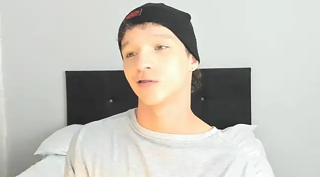 Snapshot of angelcortes chatting on 25, 2, 2025 angelcortes online show from 25, 2, 2025