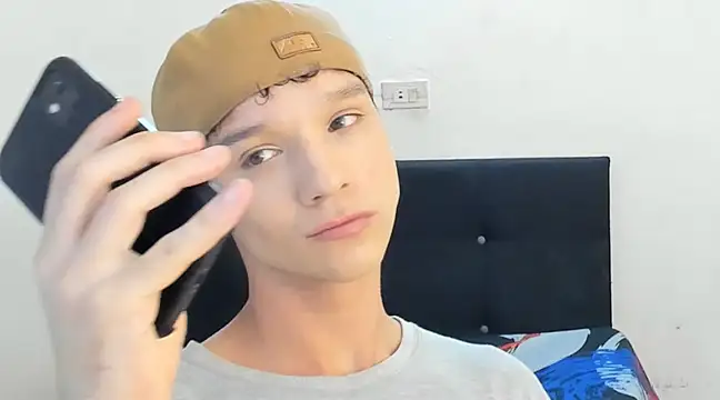 Snapshot of angelcortes chatting on 23, 1, 2025 angelcortes online show from 23, 1, 2025