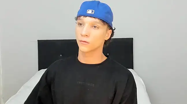 Snapshot of angelcortes chatting on 14, 3, 2025 angelcortes online show from 14, 3, 2025