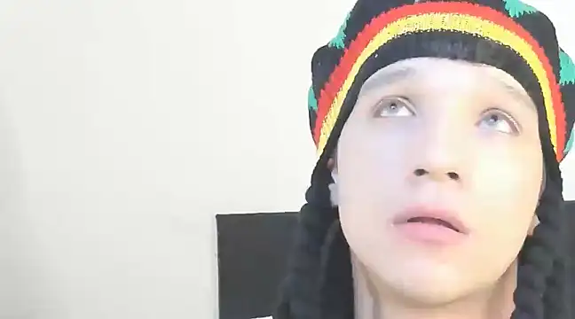 Snapshot of angelcortes chatting on 6, 12, 2024 angelcortes online show from 6, 12, 2024