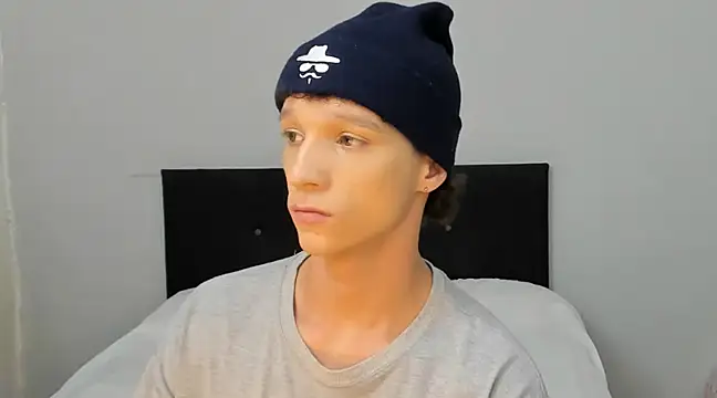 Snapshot of angelcortes chatting on 22, 3, 2025 angelcortes online show from 22, 3, 2025