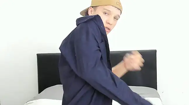 Snapshot of angelcortes chatting on 31, 12, 2024 angelcortes online show from 31, 12, 2024