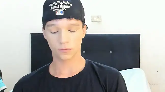 Snapshot of angelcortes chatting on 25, 1, 2025 angelcortes online show from 25, 1, 2025