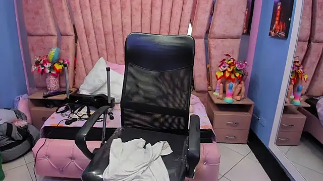 HornySkinny26 online show from 28, 2, 2026