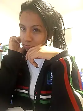 Snapshot of Tammyforever chatting on 3, 5, 2026 Tammyforever online show from 3, 5, 2026