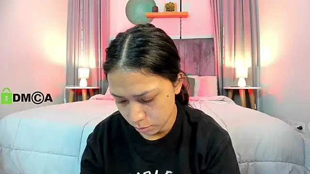 CoralineRicce  online show from 10, 9, 2025