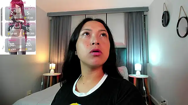 CoralineRicce  online show from 5, 11, 2025