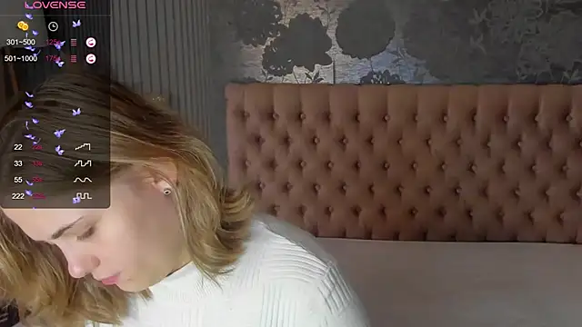 DellaRowe online show from 10, 10, 2025