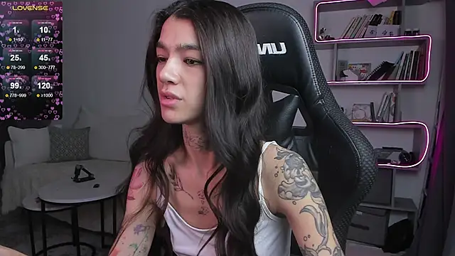 vinkitinkii online show from 25, 2, 2025