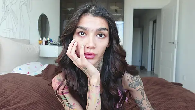 vinkitinkii online show from 7, 10, 2025