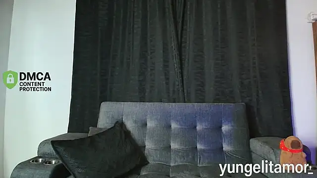 yungelitamor  online show from 29, 9, 2025