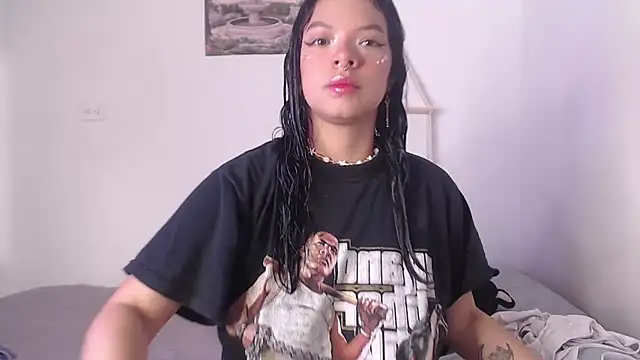 yungelitamor  online show from 5, 3, 2025