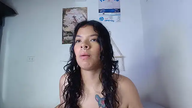 yungelitamor  online show from 12, 3, 2025