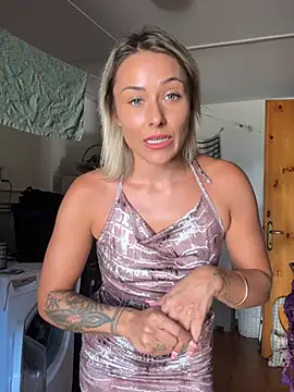 petrouchkaaa  online show from 17, 7, 2026
