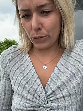 petrouchkaaa  online show from 19, 4, 2026