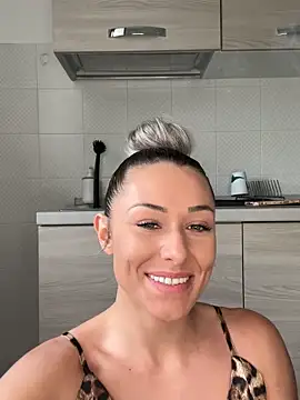 petrouchkaaa  online show from 3, 3, 2026