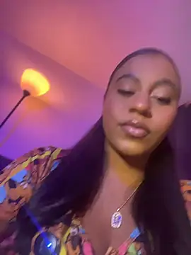 Snapshot of charlotteeruss chatting on 18, 7, 2026 charlotteeruss online show from 18, 7, 2026
