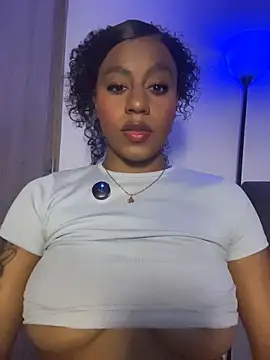 Snapshot of charlotteeruss chatting on 12, 6, 2026 charlotteeruss online show from 12, 6, 2026
