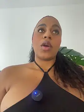 charlotteeruss online show from 28, 2, 2026