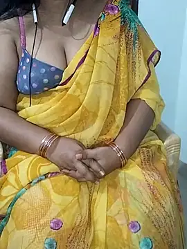 Snapshot of yours-kavaya chatting on 10, 3, 2025 yours-kavaya online show from 10, 3, 2025