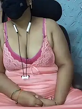 Snapshot of yours-kavaya chatting on 7, 1, 2025 yours-kavaya online show from 7, 1, 2025