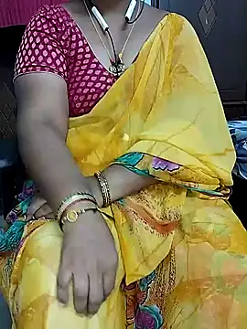 Snapshot of yours-kavaya chatting on 8, 9, 2025 yours-kavaya online show from 8, 9, 2025