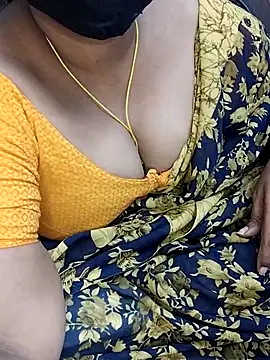 Snapshot of yours-kavaya chatting on 13, 9, 2025 yours-kavaya online show from 13, 9, 2025
