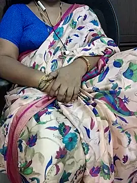 Snapshot of yours-kavaya chatting on 12, 9, 2025 yours-kavaya online show from 12, 9, 2025