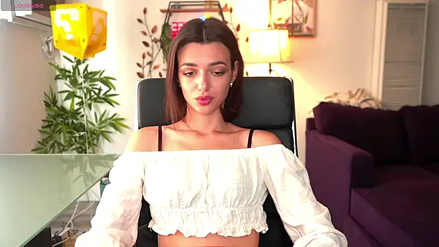 Snapshot of olivia_jeas chatting on 19, 5, 2026 olivia jeas online show from 19, 5, 2026