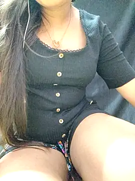 Snapshot of Roshni_98 chatting on 21, 7, 2026 Roshni 98 online show from 21, 7, 2026